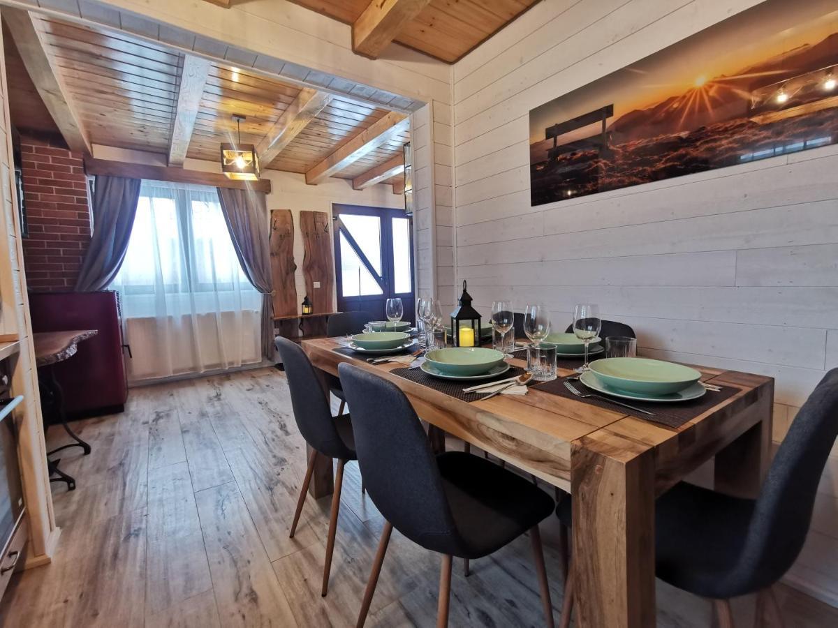 Bear'S Lair Chalet Felsőporumbák Kültér fotó